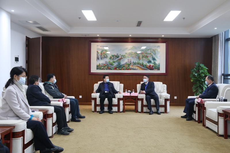 2022年12月，時任湖南省人民政府副省長、黨組成員，省國資委黨委書記陳飛到公司調研指導工作