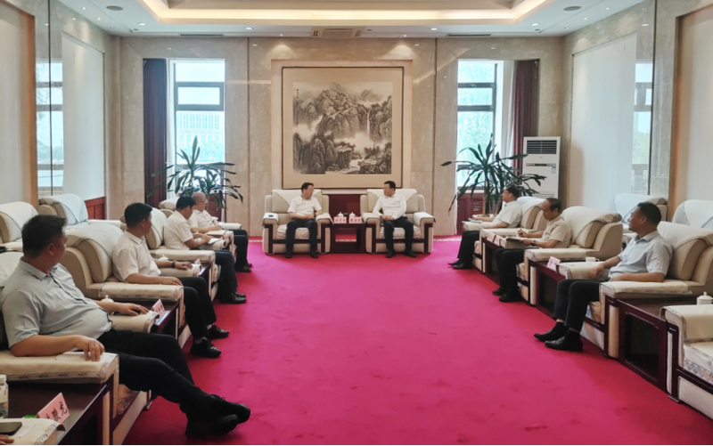 唐文方拜訪鐵嶺市委副書記、市長(zhǎng)張寶東